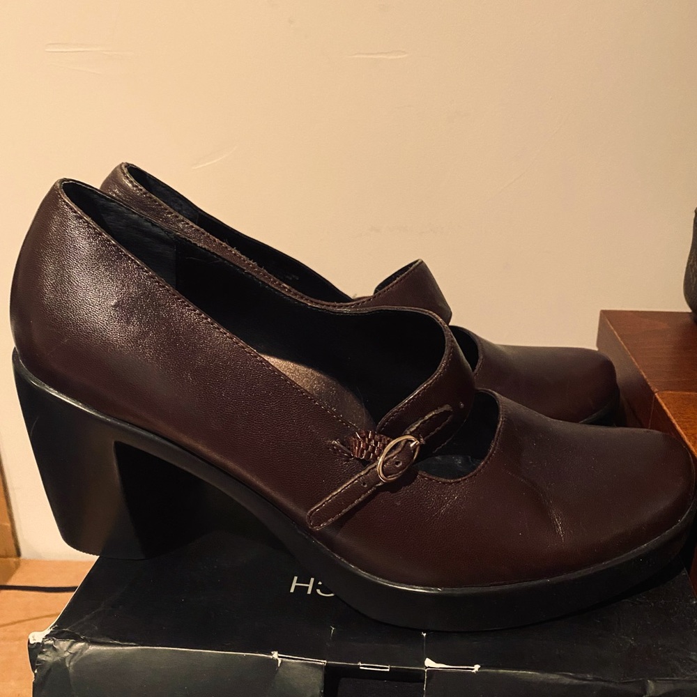 Women’s Dansko shoes.
